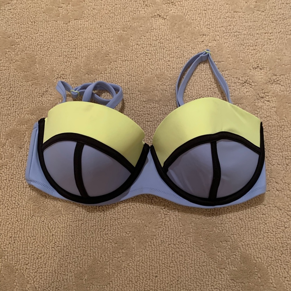 Victoria’s Secret Bathing Suit Top